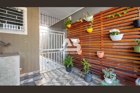 7_photo/94dcf0754b.1aa5b8f538f3adaf-ATLAS-f12f3edb-27ef-4e7a-aec8-ed652ccad8c1.jpg de casa para alugar com 2 quartos, 149m² em Uberaba, Curitiba