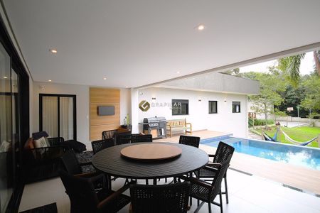 48_photo/94dcf971d3.9be064e7148d148e-ATLAS-66662ae2-805a-40dc-b35b-a6ee28b03664.jpg de casa à venda com 4 quartos, 327m² em Ganchinho, Curitiba