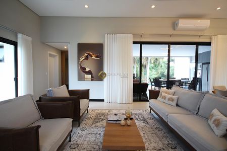 4_photo/94dcf971d3.9be064e7148d148e-ATLAS-89d45390-d2f7-4253-80bd-2c9be29a6c8c.jpg de casa à venda com 4 quartos, 327m² em Ganchinho, Curitiba