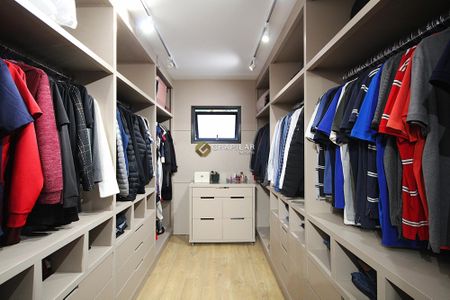 33_photo/94dcf971d3.9be064e7148d148e-ATLAS-e66b7468-8dca-4aea-95ed-590cf49f4dc5.jpg de casa à venda com 4 quartos, 327m² em Ganchinho, Curitiba