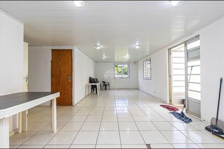 14_photo/94dcf97d4b.d8bdcdbde80d9ec9-ATLAS-90b3bd65-9195-4535-843f-e5a156f5aae1.jpg de apartamento à venda com 2 quartos, 42m² em Ganchinho, Curitiba