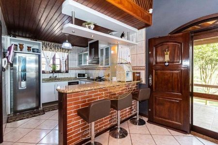 5_photo/94dcfa1605.6a940fd7dc05e55d-ATLAS-2fe4a286-2ffa-43ce-a4e1-c80f2a5e789a.jpg de casa à venda com 3 quartos, 250m² em São Domingos, São José dos Pinhais