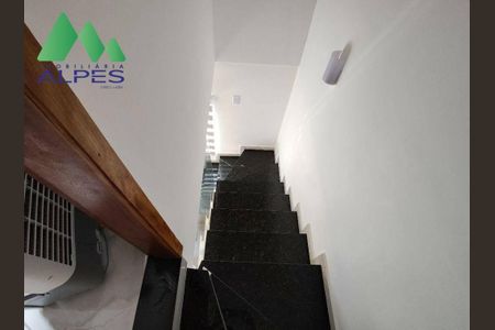 1_photo/94dcfa3605.b0c1f27230e6c331-ATLAS-296ebcb4-b092-4dfd-813e-12d3c7605fcb.jpg de casa à venda com 2 quartos, 58m² em Alto Boqueirão, Curitiba