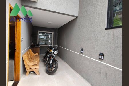 6_photo/94dcfa3605.b0c1f27230e6c331-ATLAS-48f760a3-b49b-4c6a-88a3-d82b97ee0993.jpg de casa à venda com 2 quartos, 58m² em Alto Boqueirão, Curitiba