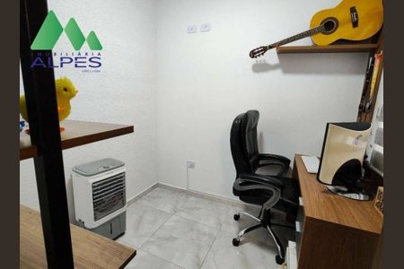 13_photo/94dcfa3605.b0c1f27230e6c331-ATLAS-d2cabab6-5bf8-4e5e-9ea2-921b30625133.jpg de casa à venda com 2 quartos, 58m² em Alto Boqueirão, Curitiba