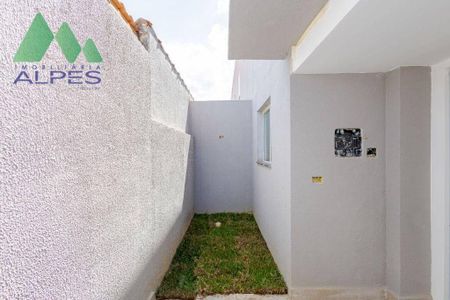 14_photo/94dcfa4361.bd180597032503aa-ATLAS-a854720a-3deb-41ec-801d-fe89c2b7f2e3.jpg de casa à venda com 3 quartos, 83m² em Alto Boqueirão, Curitiba