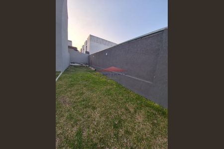 2_photo/94dcfa437b.71a167a436c435d8-ATLAS-c8b6439f-b7ca-41b8-9e0b-b48a208881c6.jpg de casa à venda com 3 quartos, 71m² em Alto Boqueirão, Curitiba