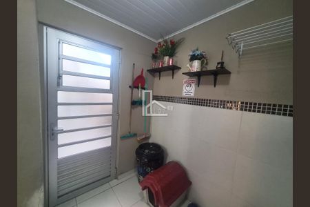 12_photo/94dcfa4447.5d0ee1bda14b0e72-ATLAS-4d07a538-2ef4-4376-a089-416cbe8889cc.jpg de casa à venda com 3 quartos, 100m² em Alto Boqueirão, Curitiba