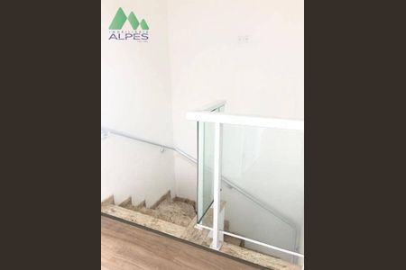 2_photo/94dcfa449f.0131715d2b2e54aa-ATLAS-ea7b37db-6f18-4dab-90fb-daa30d5db07b.jpg de casa à venda com 3 quartos, 78m² em Boqueirão, Curitiba