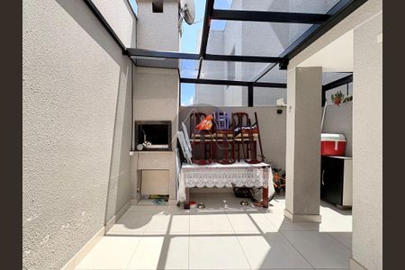 9_photo/94dcfa45c1.1fddc8fccdda95da-ATLAS-91588edc-bc64-406c-ac0e-7951b0346af4.jpg de casa à venda com 3 quartos, 84m² em Alto Boqueirão, Curitiba