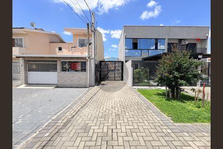 4_photo/94dcfa45c1.1fddc8fccdda95da-ATLAS-b0c76f95-c977-4912-b15a-271f5ee481a2.jpg de casa à venda com 3 quartos, 84m² em Alto Boqueirão, Curitiba