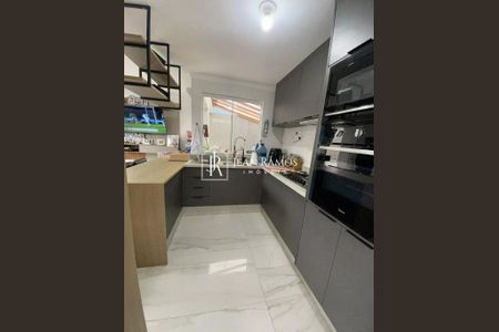 20_photo/94dcfa4639.f861ecc718bdcbd7-ATLAS-d55c12b5-9f5d-4d3d-9772-ac8184f4708b.jpg de casa à venda com 3 quartos, 76m² em Alto Boqueirão, Curitiba