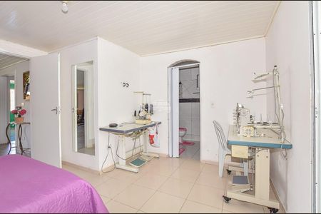 27_photo/94dcfa483b.01df1c19777e84fc-ATLAS-332c8d5d-1e98-4cfd-b205-62da8c32f065.jpg de casa à venda com 3 quartos, 160m² em Alto Boqueirão, Curitiba