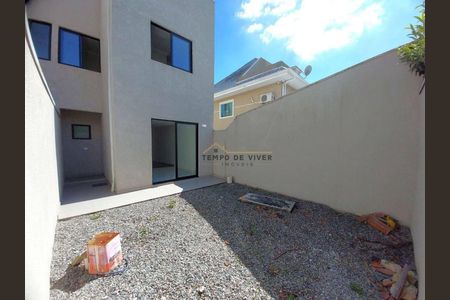 6_photo/94dcfa48cd.c8cb3e3b933e256f-ATLAS-6df903bb-503d-48bb-8847-f0c856d9d924.jpg de casa à venda com 3 quartos, 83m² em Alto Boqueirão, Curitiba