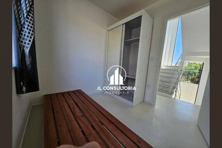 3_photo/94dcfa48f9.ba8fb8fc3929b4db-ATLAS-e0684a6f-f123-4e20-a635-b53d9d75d13e.jpg de casa à venda com 4 quartos, 110m² em Alto Boqueirão, Curitiba