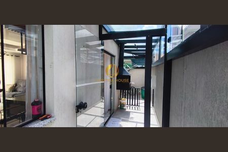 20_photo/94dcfa48ff.ebd2a56767dd68c1-ATLAS-2105a972-0e54-4948-ba2f-0eb8bca64b5b.jpg de casa à venda com 2 quartos, 110m² em Alto Boqueirão, Curitiba