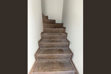 7_photo/94dcfa4a59.adbb37f92a381176-ATLAS-37a50da4-5ebc-41ed-a8ac-0d24deac0230.jpg de casa à venda com 4 quartos, 90m² em Alto Boqueirão, Curitiba