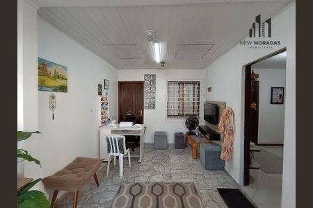 12_photo/94dcfa4b31.f7e81ba1849dc159-ATLAS-235b968f-cb5e-49f0-91de-dadc112da9fc.jpg de casa à venda com 3 quartos, 55m² em Alto Boqueirão, Curitiba