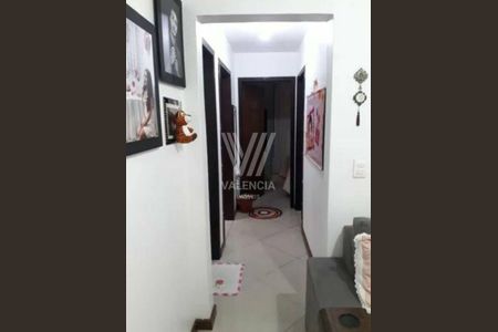 4_photo/94dcfa4b31.f7e81ba1849dc159-ATLAS-68266b1e-ac7e-4d78-9fe7-560eb056d8bb.jpg de casa à venda com 3 quartos, 56m² em Alto Boqueirão, Curitiba