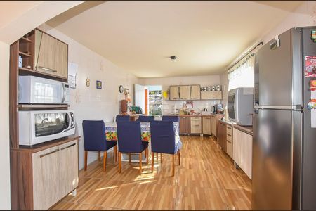 23_photo/94dcfa4b35.df2406aa61ba3211-ATLAS-9b48290c-eab4-4830-a83a-02470238626d.jpg de casa à venda com 3 quartos, 238m² em Alto Boqueirão, Curitiba