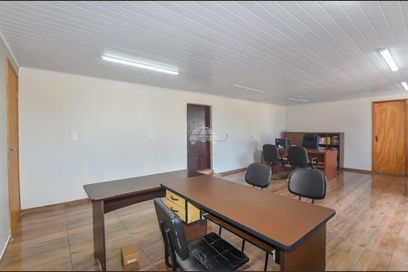 30_photo/94dcfa4b35.df2406aa61ba3211-ATLAS-b933b808-b379-4f60-89ed-441c7292f2e1.jpg de casa à venda com 3 quartos, 238m² em Alto Boqueirão, Curitiba