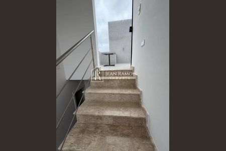 27_photo/94dcfa4b3b.ceff8192393c33de-ATLAS-36f5c8cb-b74e-49be-b8b4-9133143c763f.jpg de casa à venda com 3 quartos, 102m² em Alto Boqueirão, Curitiba