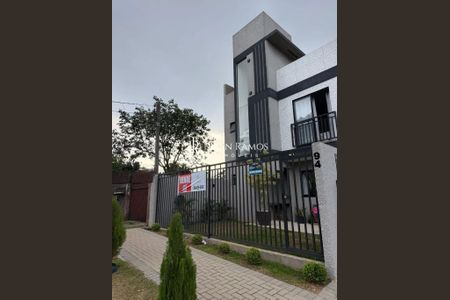 2_photo/94dcfa4b3b.ceff8192393c33de-ATLAS-d964f6d4-ac0a-4717-a927-b8e36e2ffb9a.jpg de casa à venda com 3 quartos, 102m² em Alto Boqueirão, Curitiba