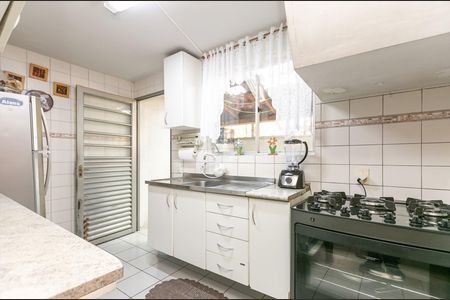 9_photo/94dcfa4b7b.f5ef5aead93e4bbb-ATLAS-22d2fdfe-b1a9-42af-a749-7fed2fcacec5.jpg de casa para alugar com 2 quartos, 67m² em Alto Boqueirão, Curitiba