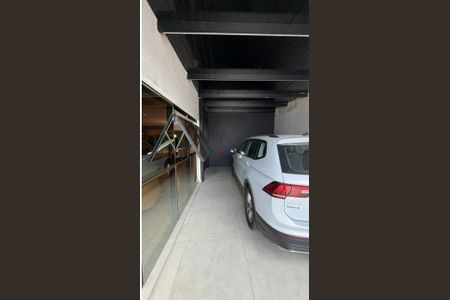 20_photo/94dcfa4bb3.b760bf5d8bb46efe-ATLAS-869f3dfc-80e9-444b-9333-8e2018f0d232.jpg de casa à venda com 3 quartos, 420m² em Alto Boqueirão, Curitiba