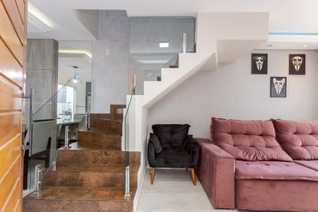 10_photo/94dcfa4be1.e6e1c947b02cf8fb-ATLAS-2bf538bc-974b-44b4-aa19-0fcbc7441331.jpg de casa à venda com 3 quartos, 68m² em Alto Boqueirão, Curitiba