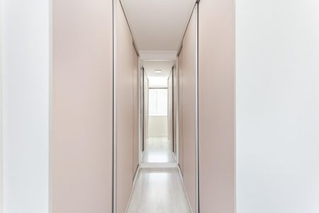 6_photo/94dcfa4be1.e6e1c947b02cf8fb-ATLAS-d9a8fb2f-afae-48d0-81ab-701ad965f9d5.jpg de casa à venda com 3 quartos, 68m² em Alto Boqueirão, Curitiba