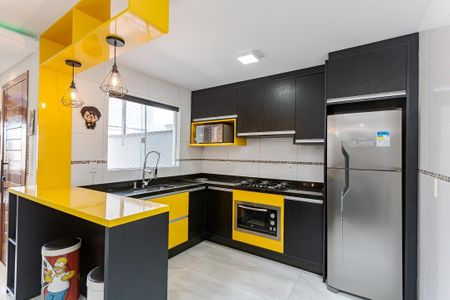 6_photo/94dcfa4be1.e6e1c947b02cf8fb-ATLAS-fa45090c-0771-4a3b-a340-3930b2e6f9b9.jpg de casa à venda com 3 quartos, 68m² em Alto Boqueirão, Curitiba