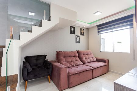 5_photo/94dcfa4be1.e6e1c947b02cf8fb-ATLAS-ff6f23ab-616a-4569-a4d2-bdfb4db0fb9f.jpg de casa à venda com 3 quartos, 68m² em Alto Boqueirão, Curitiba