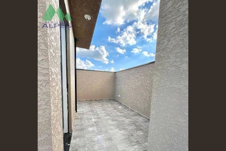 3_photo/94dcfa4c0f.09604b2c146ebc17-ATLAS-4a8886be-b32c-4e39-8981-de627e276b77.jpg de casa à venda com 3 quartos, 101m² em Alto Boqueirão, Curitiba