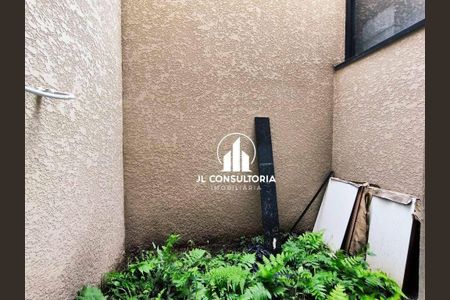 25_photo/94dcfa4c0f.847de2134a3f8fe8-ATLAS-3c74be11-dcce-4a75-84f0-384a1e048be5.jpg de casa à venda com 3 quartos, 140m² em Alto Boqueirão, Curitiba