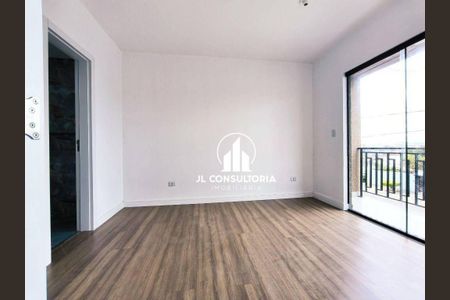 8_photo/94dcfa4c0f.847de2134a3f8fe8-ATLAS-7f9e6461-d43f-47db-8b9d-c6a1f3dfd9a3.jpg de casa à venda com 3 quartos, 140m² em Alto Boqueirão, Curitiba