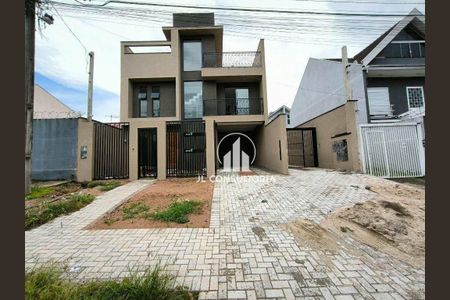 5_photo/94dcfa4c0f.847de2134a3f8fe8-ATLAS-8d5d679f-845a-4c3b-9834-e11b046238e8.jpg de casa à venda com 3 quartos, 140m² em Alto Boqueirão, Curitiba