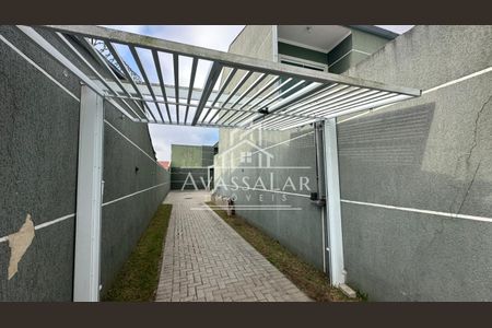 4_photo/94dcfa4c4f.719fbdc320448c84-ATLAS-644bdded-8151-4706-a774-a756f956f5b2.jpg de casa à venda com 2 quartos, 68m² em Alto Boqueirão, Curitiba