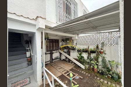 10_photo/94dcfa4e31.4cea1a0b3f6bbd2f-ATLAS-7dafd53b-39c3-410d-a2c2-8e1e364431b2.jpg de casa à venda com 7 quartos, 212m² em Alto Boqueirão, Curitiba