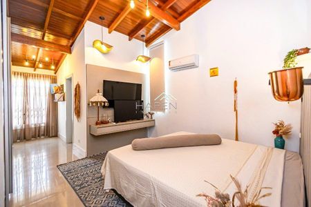 3_photo/94dcfa4e51.899d3b21ae79d095-ATLAS-1b6219b3-35cc-434f-aae3-3d2416275e39.jpg de casa à venda com 4 quartos, 365m² em Alto Boqueirão, Curitiba