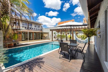 4_photo/94dcfa4e51.899d3b21ae79d095-ATLAS-9659b86b-5c2e-478e-9e02-b7851e8132fc.jpg de casa à venda com 4 quartos, 365m² em Alto Boqueirão, Curitiba