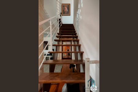 4_photo/94dcfa4f0f.ceff8192393c33de-ATLAS-689e4476-2338-49d8-b08f-9ebe341099a1.jpg de casa à venda com 3 quartos, 186m² em Alto Boqueirão, Curitiba