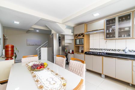 5_photo/94dcfa4f5d.b63fb19834d8465e-ATLAS-68159918-6f47-4704-8311-e2d970f8a542.jpg de casa à venda com 4 quartos, 72m² em Alto Boqueirão, Curitiba