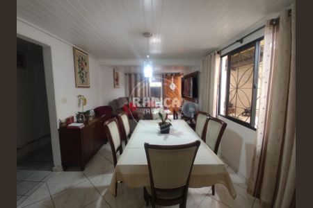 6_photo/94dcfa4f89.b635c4896326fc59-ATLAS-33c54be8-9d23-44e2-b9bc-2fda3a14fe1e.jpg de casa à venda com 2 quartos, 150m² em Alto Boqueirão, Curitiba