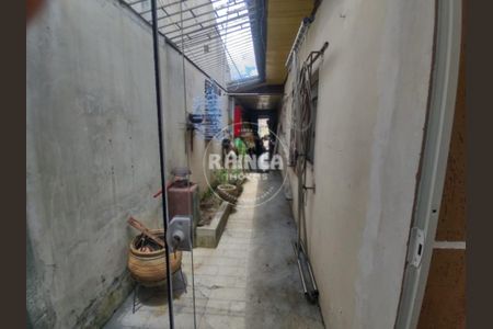 16_photo/94dcfa4f89.b635c4896326fc59-ATLAS-53d04414-b017-4d9d-bf72-0c458e78d2e6.jpg de casa à venda com 2 quartos, 150m² em Alto Boqueirão, Curitiba