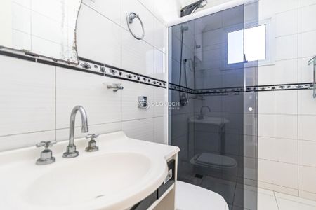 4_photo/94dcfa5145.e212ad3c3005bf7b-ATLAS-0dc8eac5-9b21-4763-97c7-e3832360d6d3.jpg de casa à venda com 3 quartos, 360m² em Alto Boqueirão, Curitiba