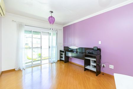 18_photo/94dcfa5145.e212ad3c3005bf7b-ATLAS-4dba7b7e-8ef4-4cc5-be4d-9c1b13b186cb.jpg de casa à venda com 3 quartos, 360m² em Alto Boqueirão, Curitiba