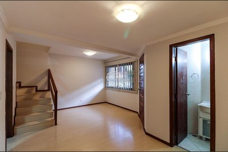 7_photo/94dcfa5147.5873e0458407e3d4-ATLAS-5b605d30-d773-492a-ae2c-c2aaf2de36d1.jpg de casa para alugar com 3 quartos, 89m² em Alto Boqueirão, Curitiba