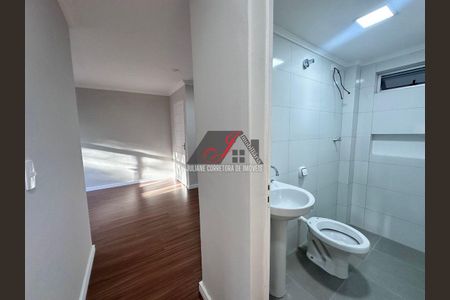 19_photo/94dcfa5253.af534e750fffbbb5-ATLAS-222e14e9-53bf-4c33-bd22-02fa1573fa50.jpg de casa à venda com 3 quartos, 51m² em Boqueirão, Curitiba