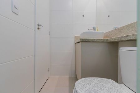 4_photo/94dcfa53d7.528a31e40c6ae081-ATLAS-0f75b8fa-d805-44d2-b3c7-513f90e099df.jpg de apartamento para alugar com 2 quartos, 60m² em Hauer, Curitiba